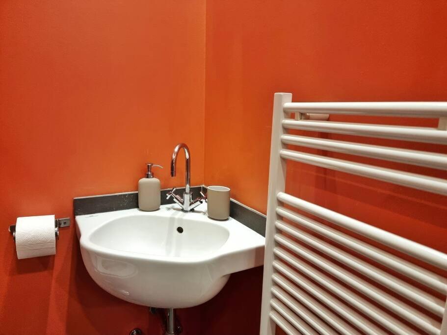 Gazzana Corner House Apartment Milan Bagian luar foto