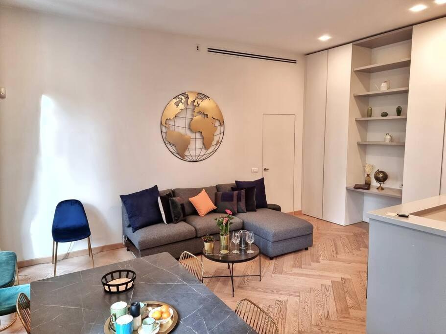 Gazzana Corner House Apartment Milan Bagian luar foto